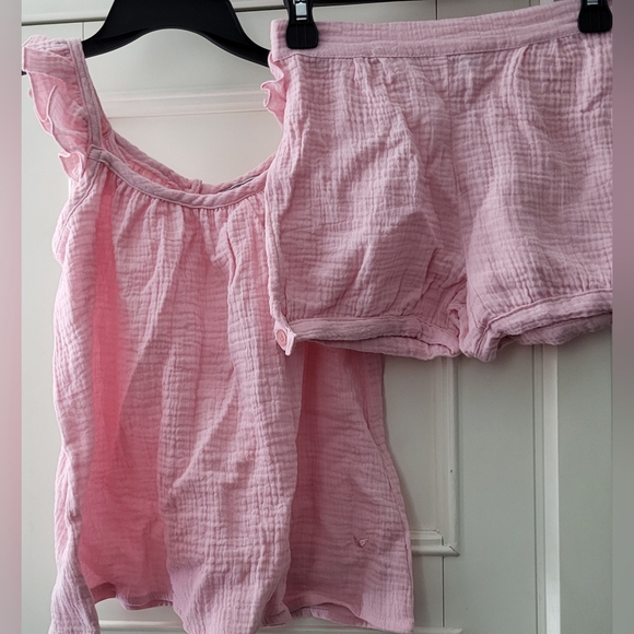 Petite Plume Other - Petite Plume Girls Pink 100% Cotton Gauze Tank Top & Shorts Set